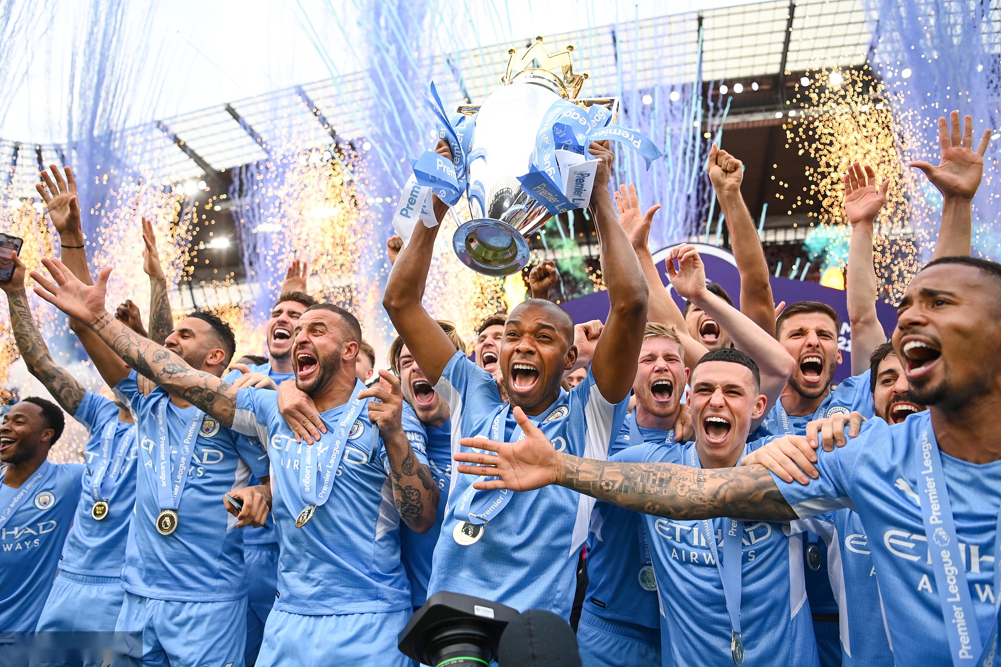 引发了新一 引发了新一